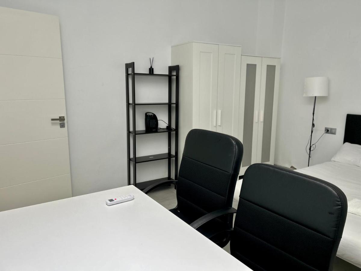 Hostel Ramon Lujan 91 Μαδρίτη Εξωτερικό φωτογραφία