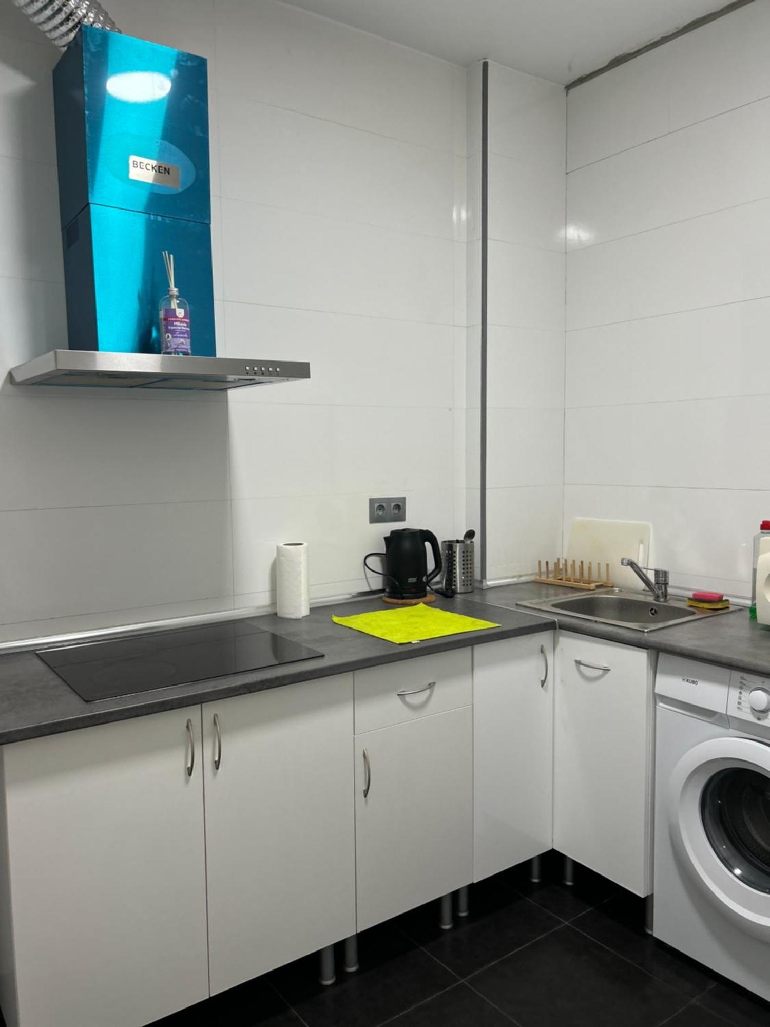 Hostel Ramon Lujan 91 Μαδρίτη Εξωτερικό φωτογραφία